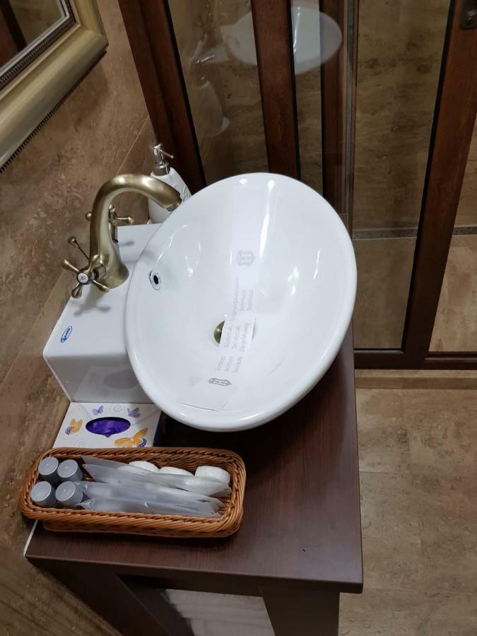 Apartament 2 Camere Ultracentral Râmnicu Vâlcea Eksteriør bilde