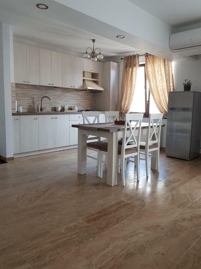 Apartament 2 Camere Ultracentral Râmnicu Vâlcea Eksteriør bilde