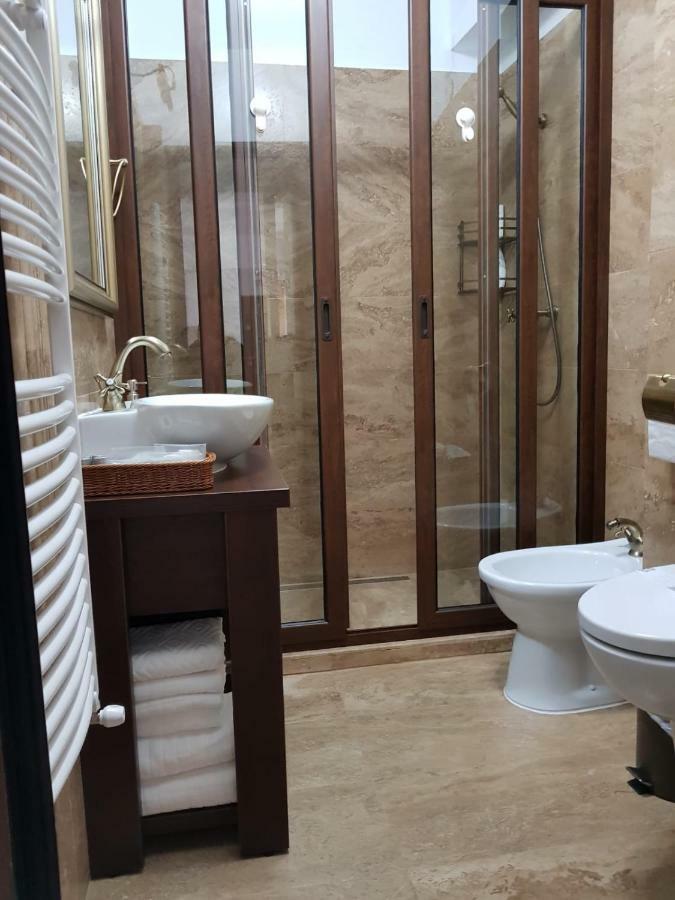 Apartament 2 Camere Ultracentral Râmnicu Vâlcea Eksteriør bilde